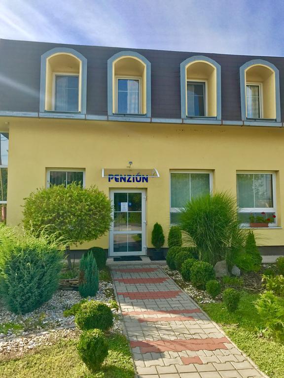 Pension Avio Angels Žiar nad Hronom Buitenkant foto